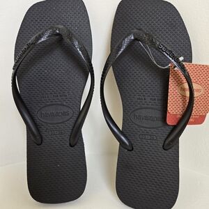 NWT-Havaianas Women's Slim Square Toe Flip Flops in Black-Size 6